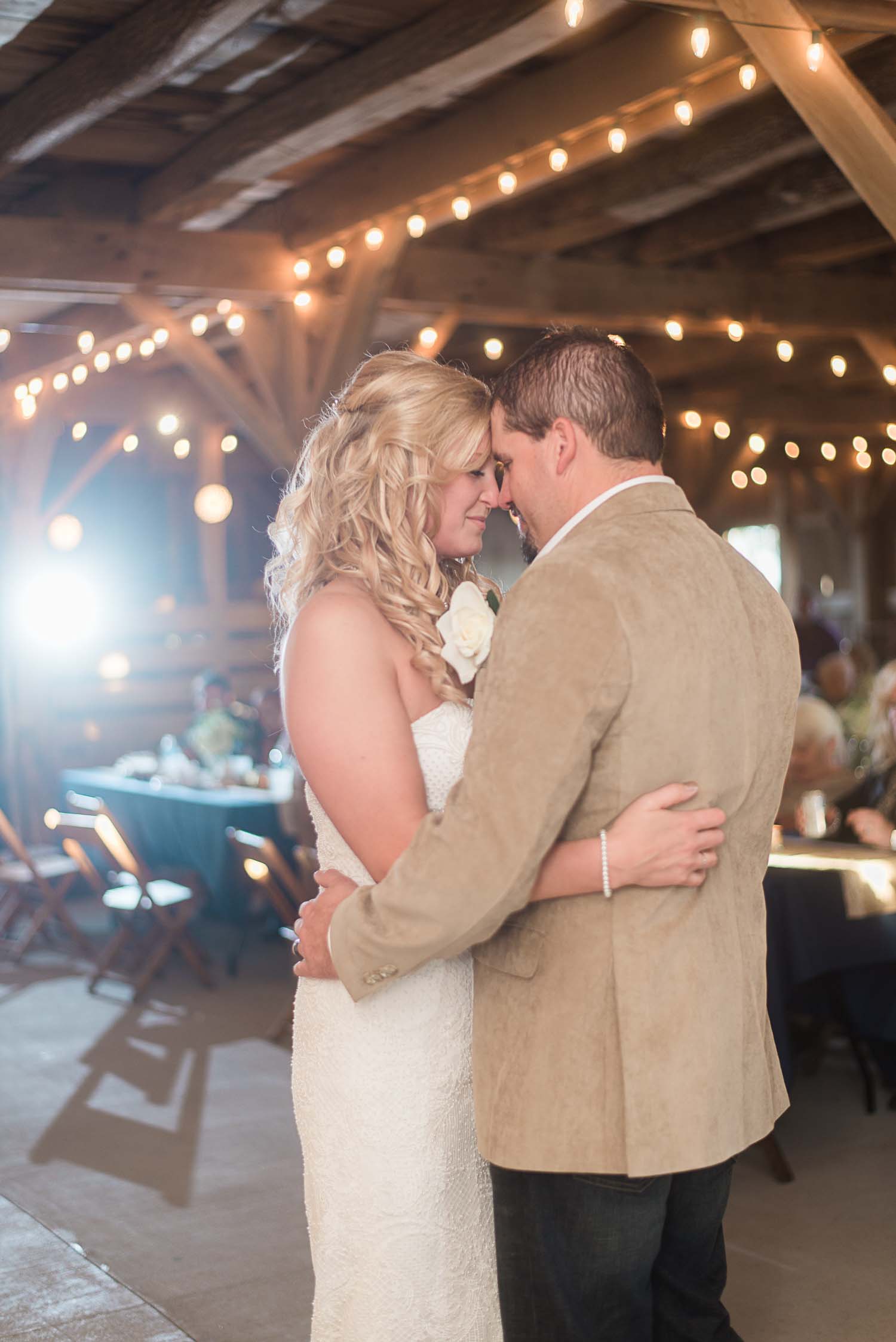 Indianapolis Barn Wedding, Ashley Link Photography