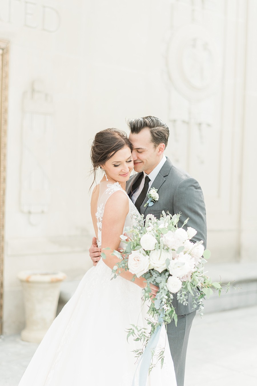 Indianapolis Wedding Photographer; Indiana Historical Society Wedding