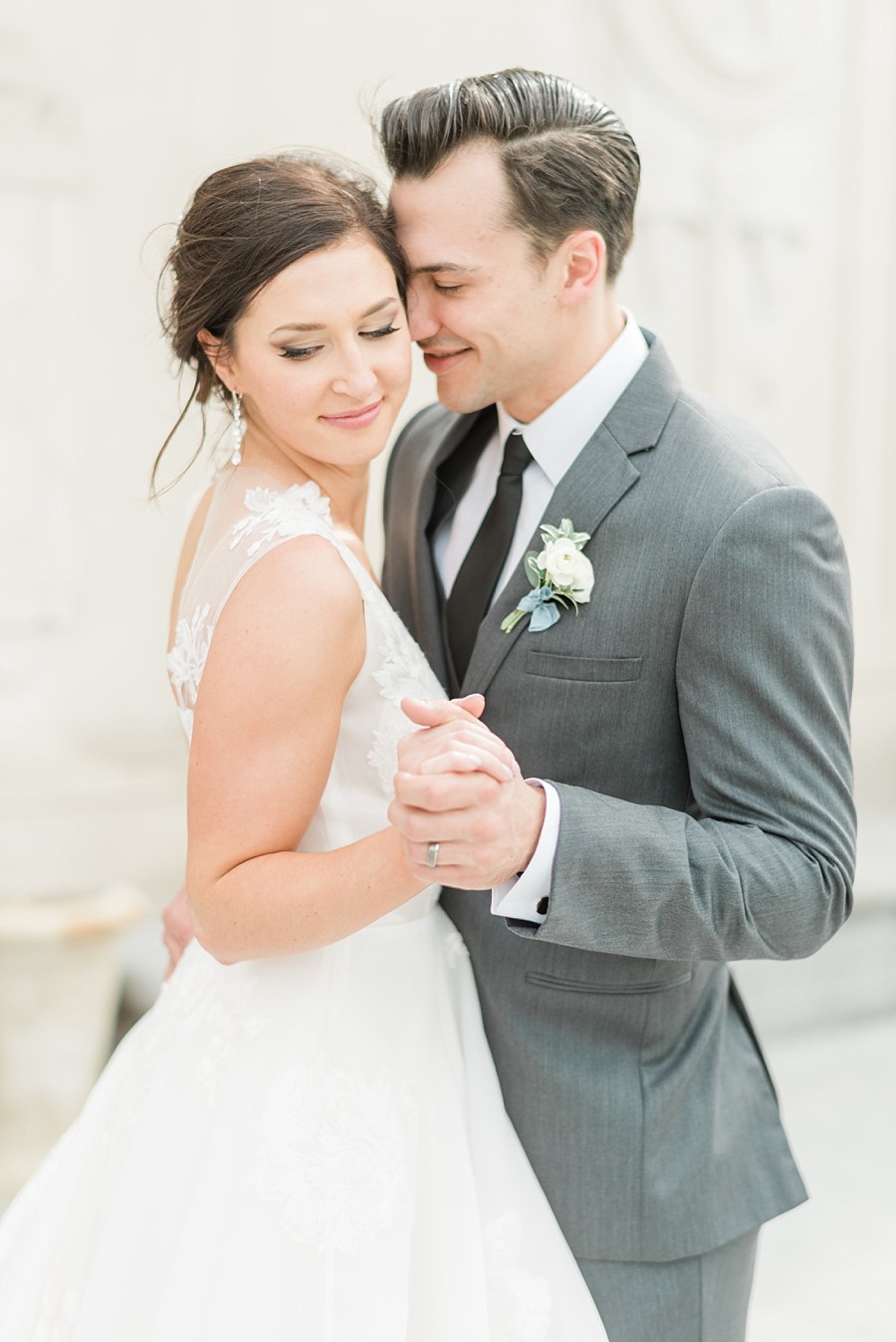 Indianapolis Wedding Photographer; Indiana Historical Society Wedding