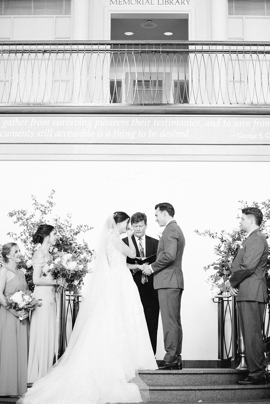 Indianapolis Wedding Photographer; Indiana Historical Society Wedding