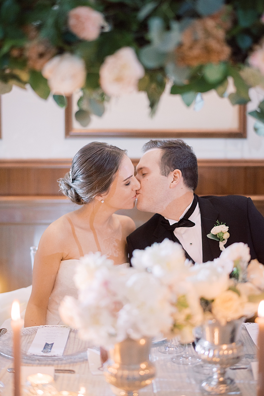 Elegant winter wedding at the Conrad in Indianapolis Indiana