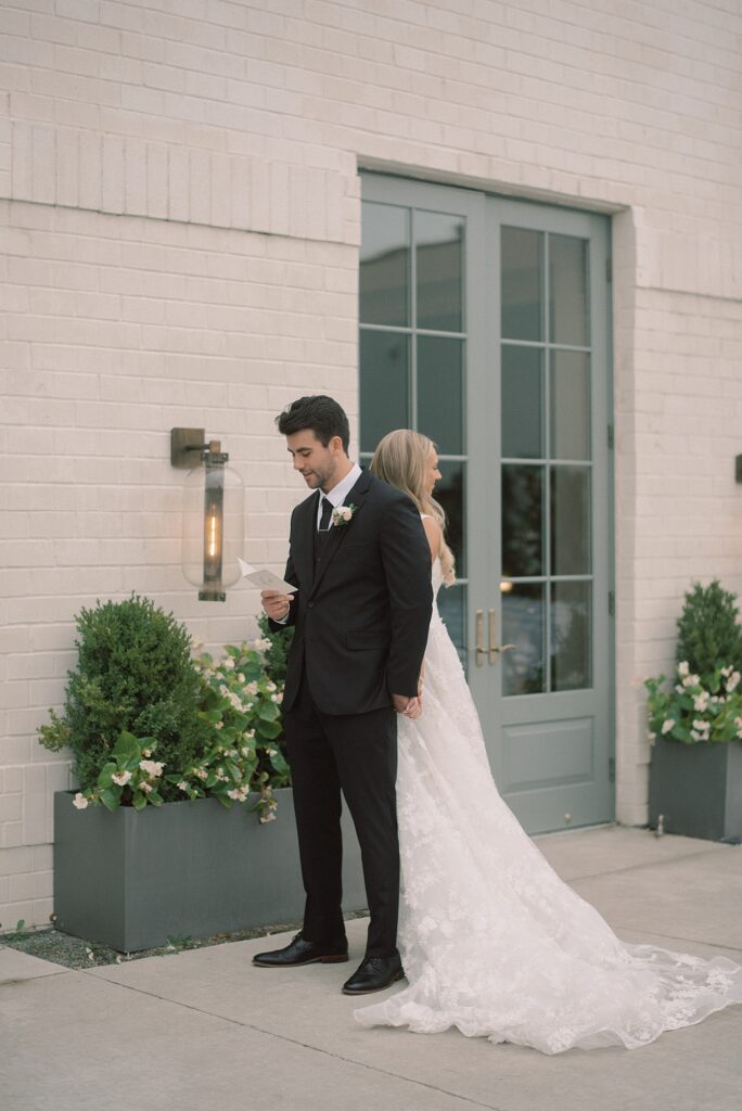 A Courtyard Wedding at the Ritz Charles in Carmel Indiana